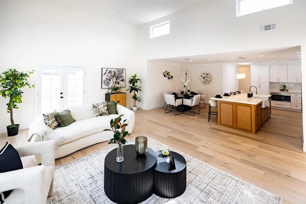 https://cdn.realtyfeed.com/cdn/127/306524843/c7f612a424a1cca08a247ad577e18fbc.webp