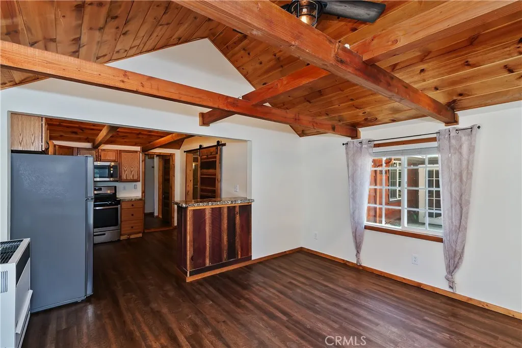 39234 N Shore Drive, Fawnskin, CA 92333 - Photo 5 of 49, Fawnskin, CA