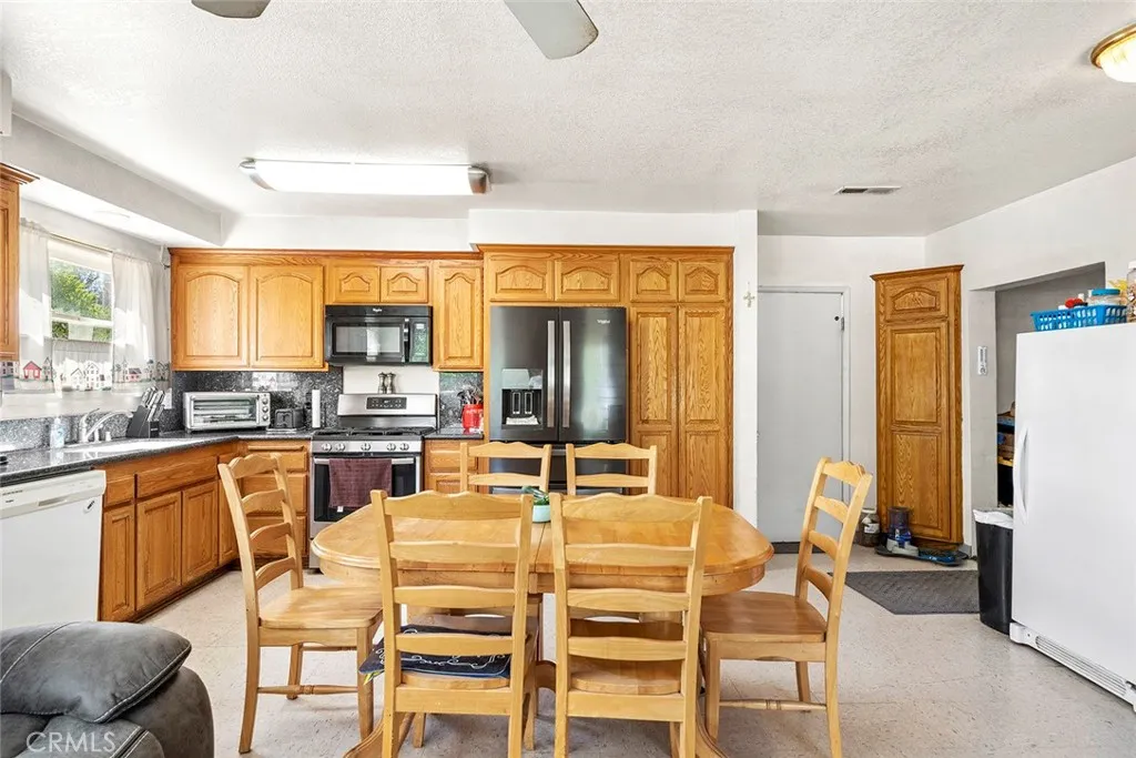 https://cdn.realtyfeed.com/cdn/127/306524852/4048199891e72e9496553a4050097017.webp