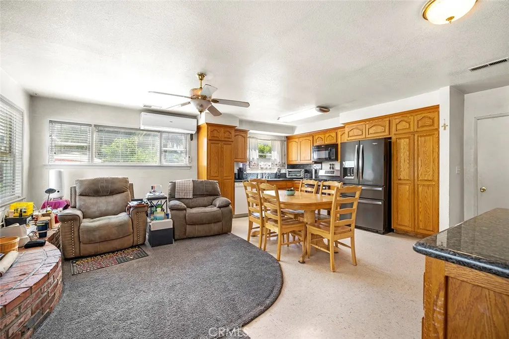 https://cdn.realtyfeed.com/cdn/127/306524852/53ccce4b430a108972cdc80a8e11167a.webp
