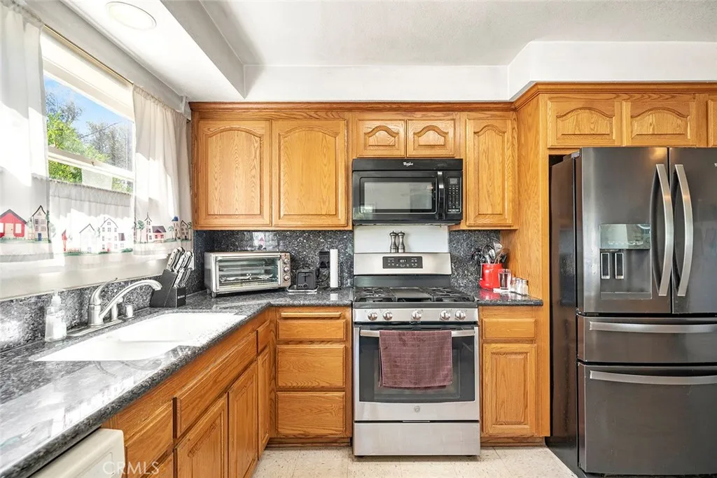 https://cdn.realtyfeed.com/cdn/127/306524852/7c1c86ba5be304a5b1cee464619b90ac.webp