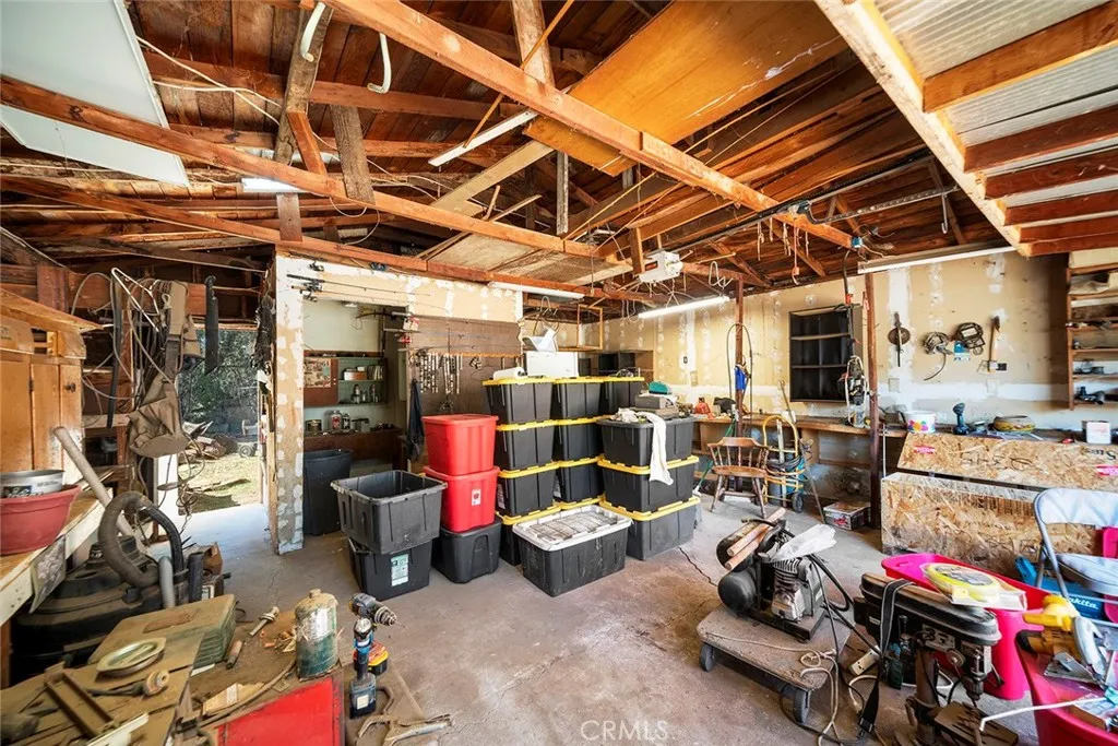 https://cdn.realtyfeed.com/cdn/127/306524852/ee9ec9acc032d01fc9dd79c424b828d4.webp