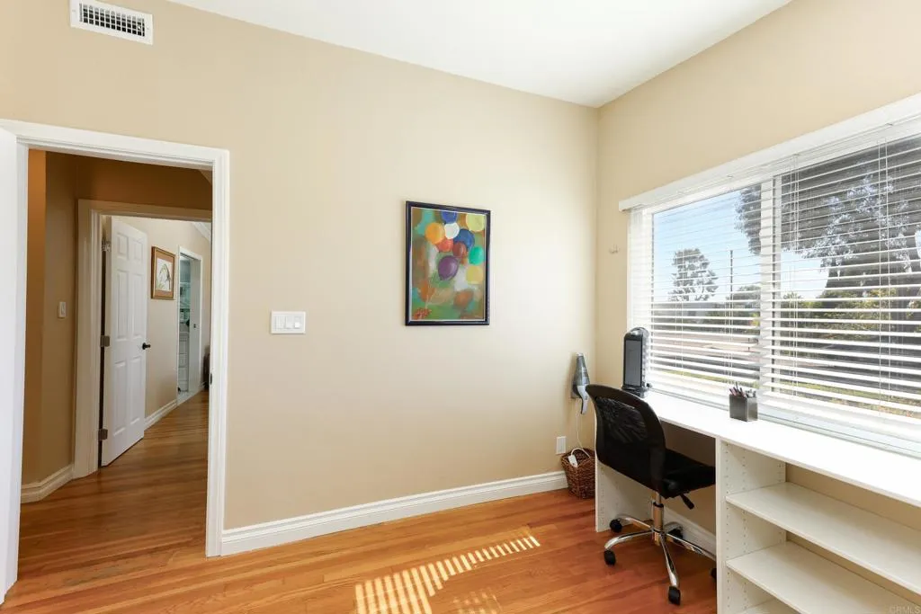 https://cdn.realtyfeed.com/cdn/127/306524866/50886f0a49116988bc4b514c04d0a214.webp