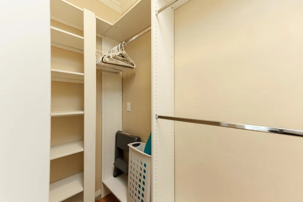 https://cdn.realtyfeed.com/cdn/127/306524866/5fe379afbdca519a4163412460d55334.webp