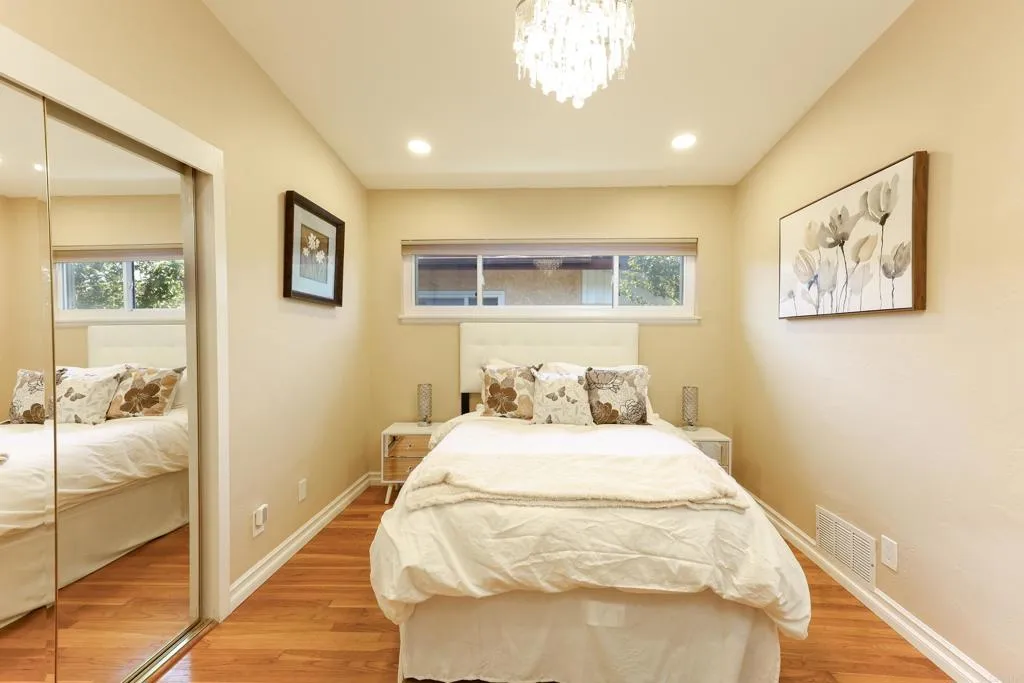 https://cdn.realtyfeed.com/cdn/127/306524866/c13ff3351b9298fc07078b54e58f553f.webp
