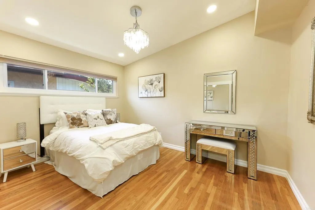 https://cdn.realtyfeed.com/cdn/127/306524866/c5c9ff4d66497d08e40dcb246183ceae.webp