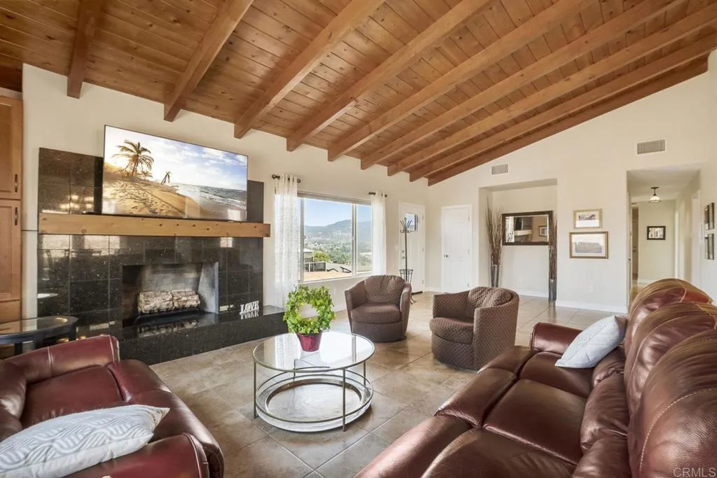 https://cdn.realtyfeed.com/cdn/127/306524890/1c365748b1d18e5c7eb8934f5554f729.webp