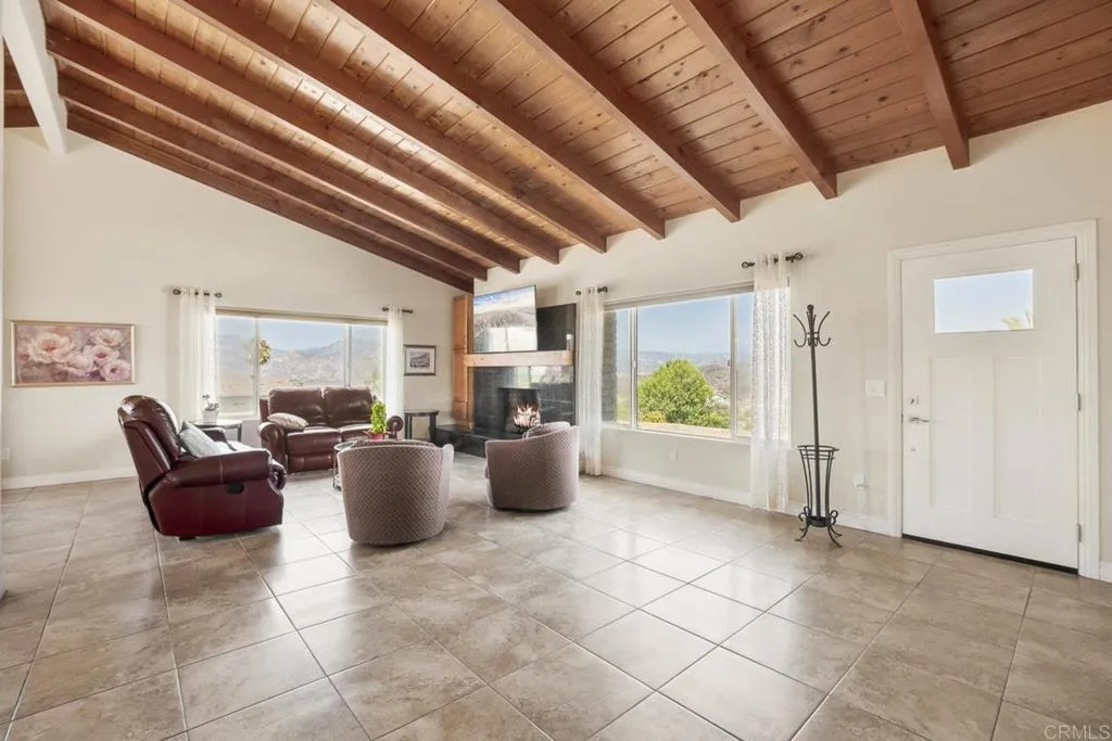 https://cdn.realtyfeed.com/cdn/127/306524890/a6ee7e64a7125823d3d0af95ded713cf.webp