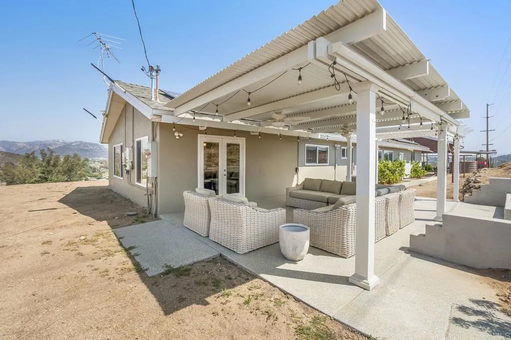 https://cdn.realtyfeed.com/cdn/127/306524890/bc88a6b600cbf29a6d9330d66ce57710.webp