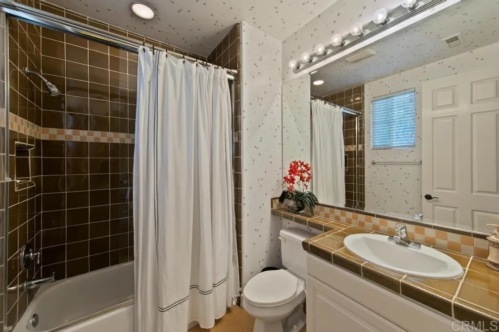 https://cdn.realtyfeed.com/cdn/127/306524892/0a57a9d813146479b6f23a3f69615575.webp