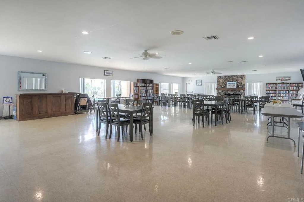 https://cdn.realtyfeed.com/cdn/127/306524924/d324b26c26048c2c285ab014d91ae3c1.webp