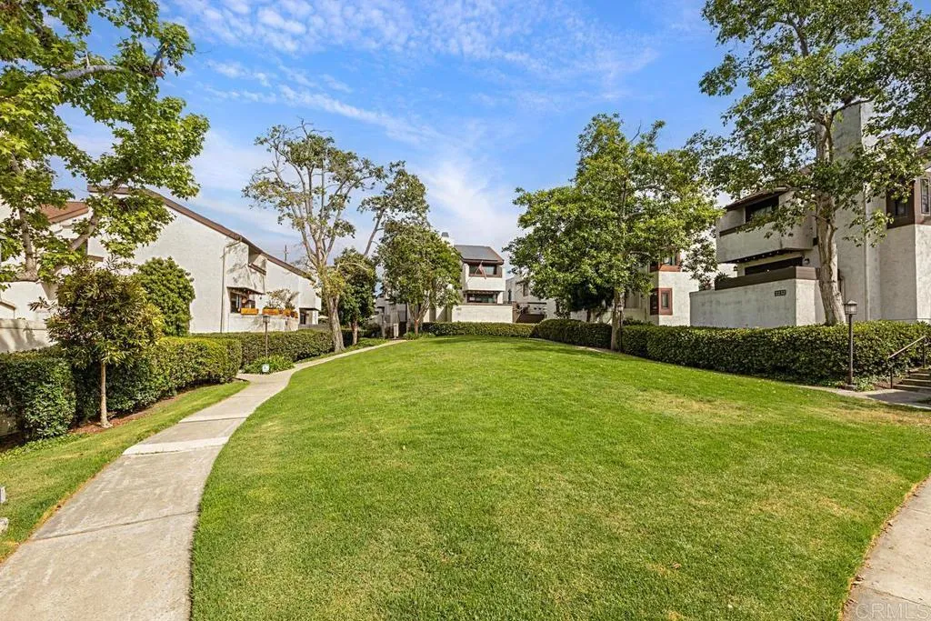 https://cdn.realtyfeed.com/cdn/127/306524994/3128670605d59a1661431884a08c18ec.webp