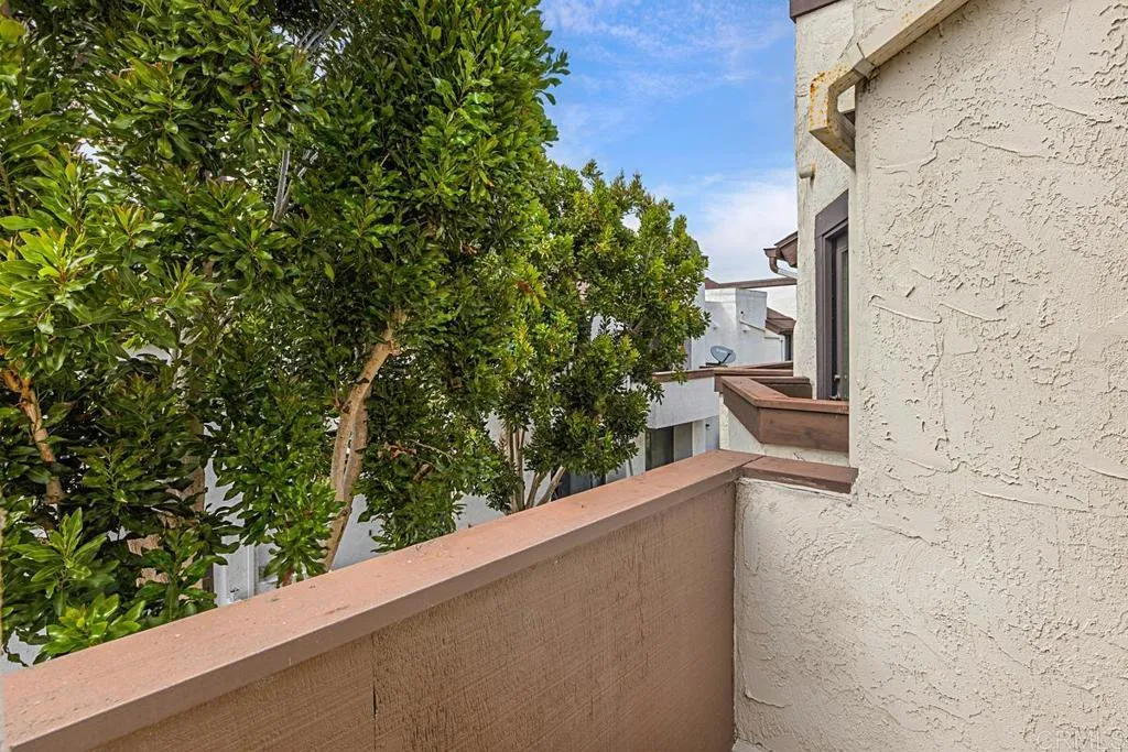 https://cdn.realtyfeed.com/cdn/127/306524994/c71587451f7ef4f2b67c06c21aec963b.webp