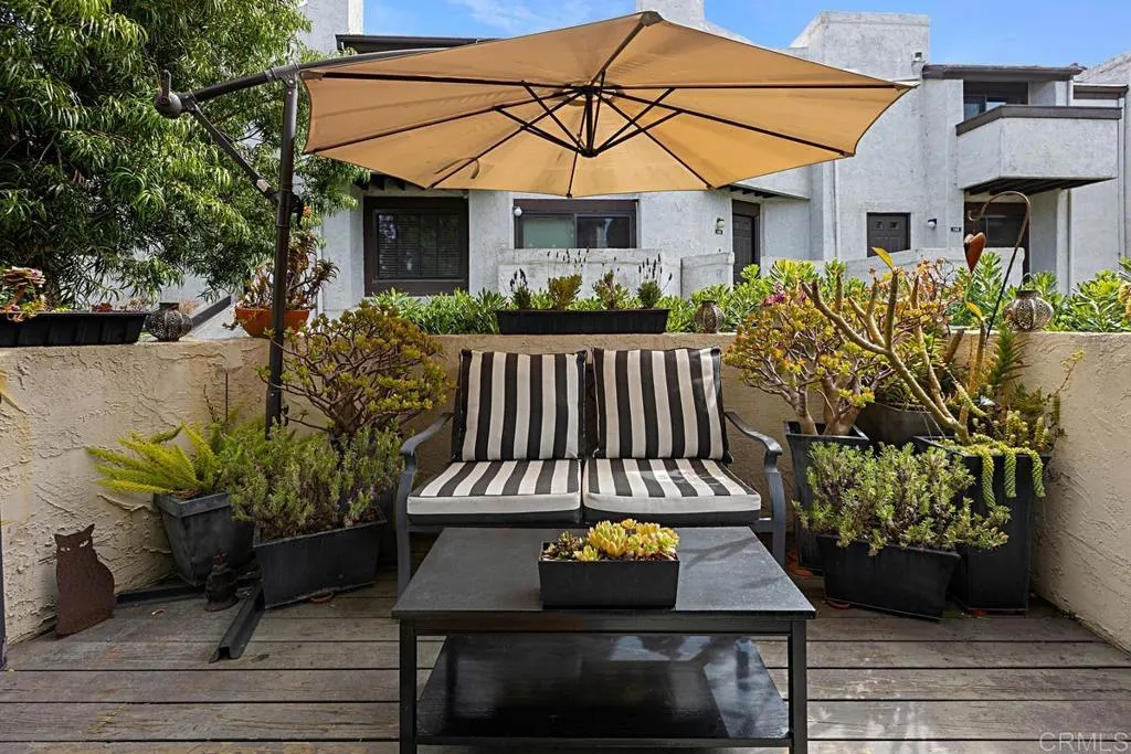 https://cdn.realtyfeed.com/cdn/127/306524994/d4f6735ed64c463e08a321fac11c1a2d.webp