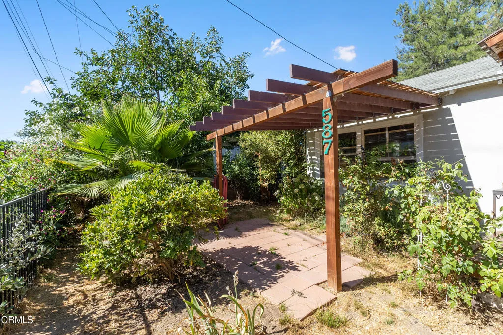 587 Vine Street, Oak View, CA 93022 - Photo 5 of 31, Oak View, CA