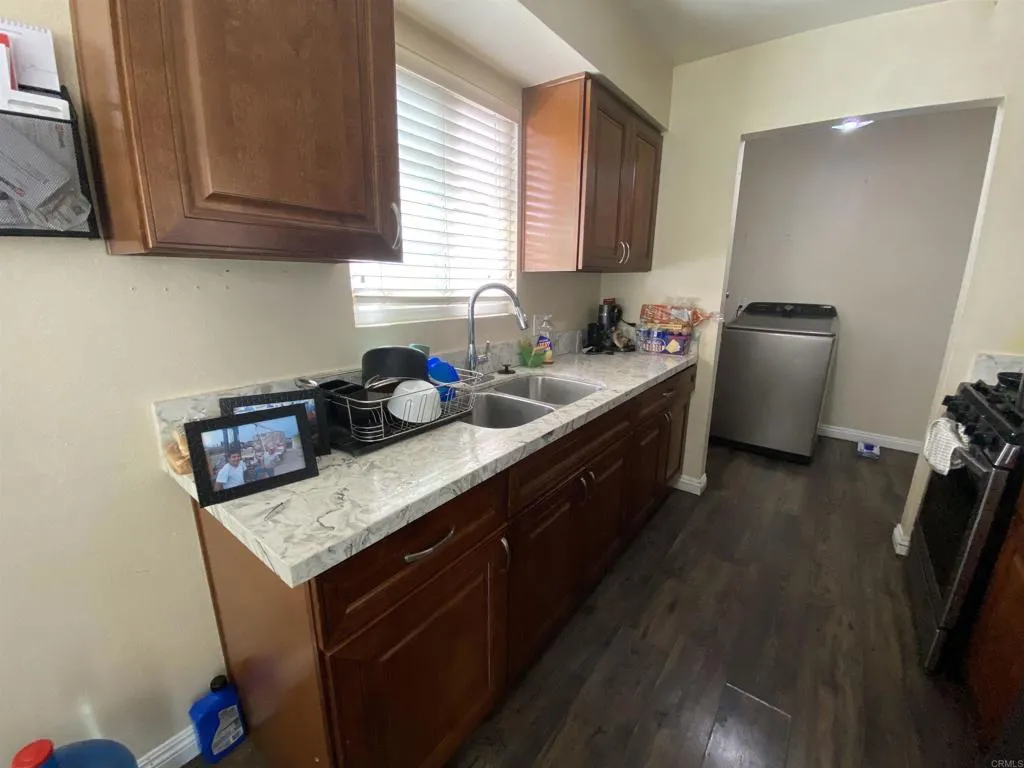 https://cdn.realtyfeed.com/cdn/127/306525019/2f4bc0232ed3e097511ee3c03de1e808.webp
