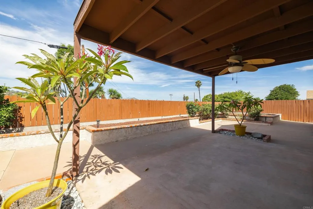 https://cdn.realtyfeed.com/cdn/127/306525022/516dd7acba58ebb91ea1f46be34e87ed.webp