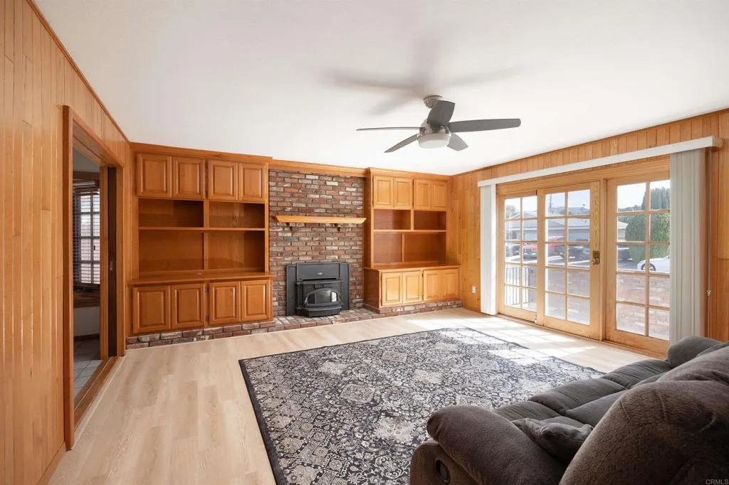 https://cdn.realtyfeed.com/cdn/127/306525022/8a501a6e1c32cfcfb13538abcebe599a.webp