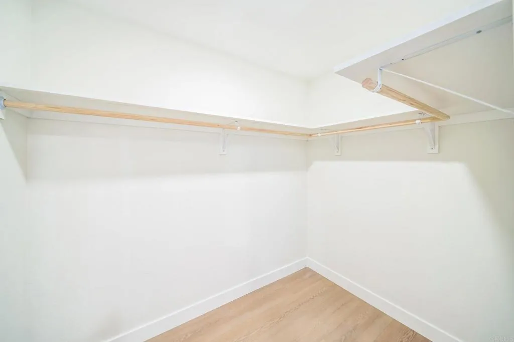 https://cdn.realtyfeed.com/cdn/127/306525033/4f291dae8f81967b8976f0616ed7db3d.webp
