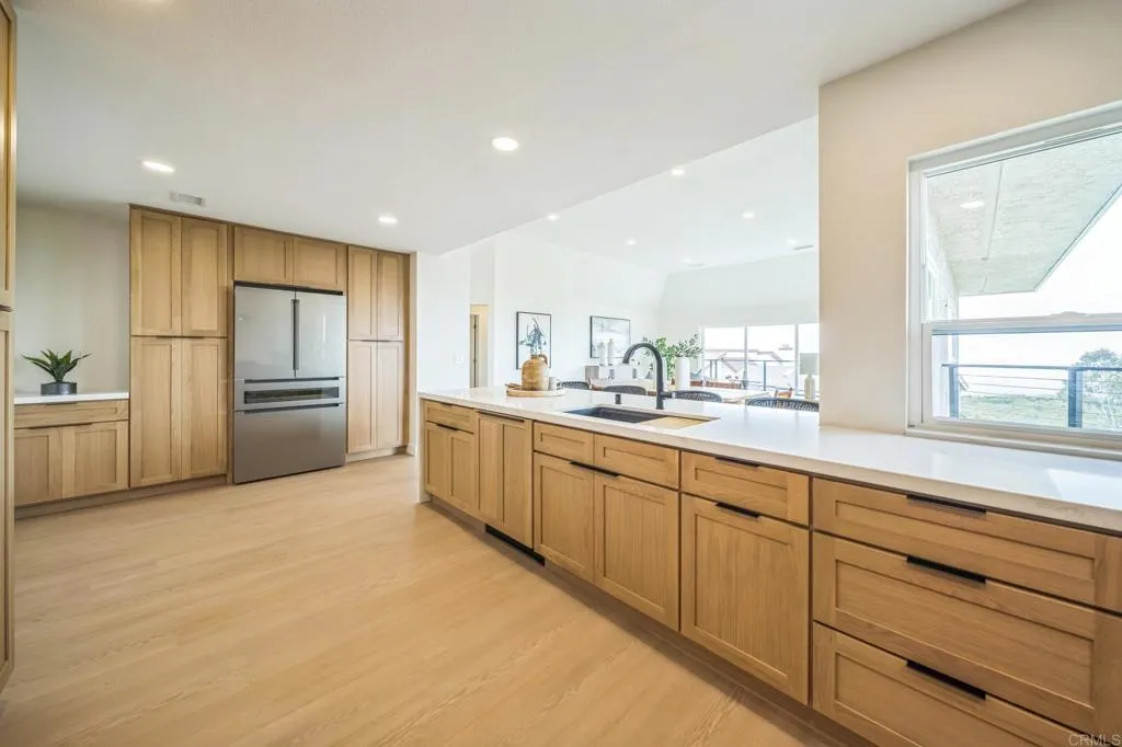 https://cdn.realtyfeed.com/cdn/127/306525033/620025c4ea825bd653e63d8d16c7d452.webp
