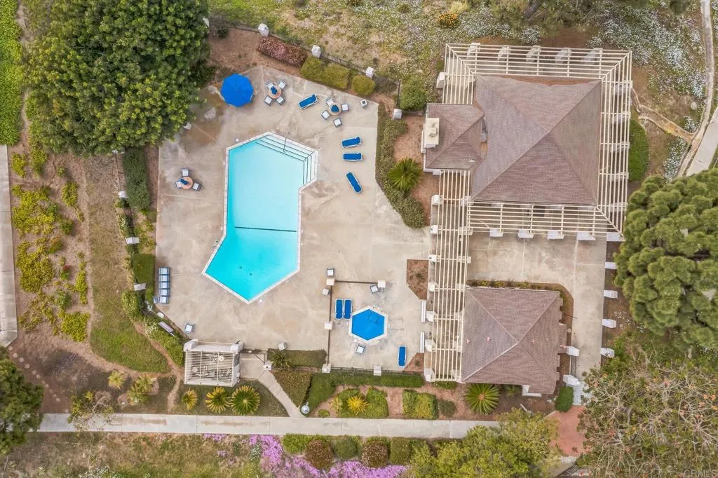 https://cdn.realtyfeed.com/cdn/127/306525033/af3be3c8962423e4f221bf98afb4b219.webp