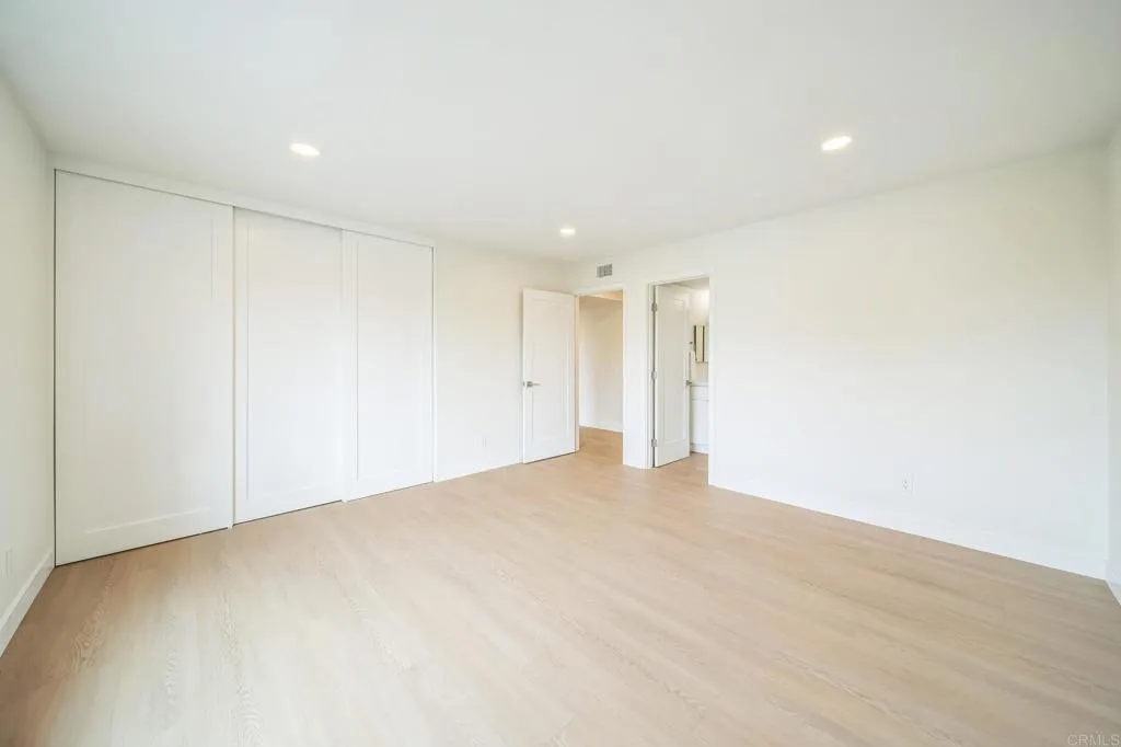 https://cdn.realtyfeed.com/cdn/127/306525033/cf68a6859564d9dd4412cbbf72a4d90f.webp