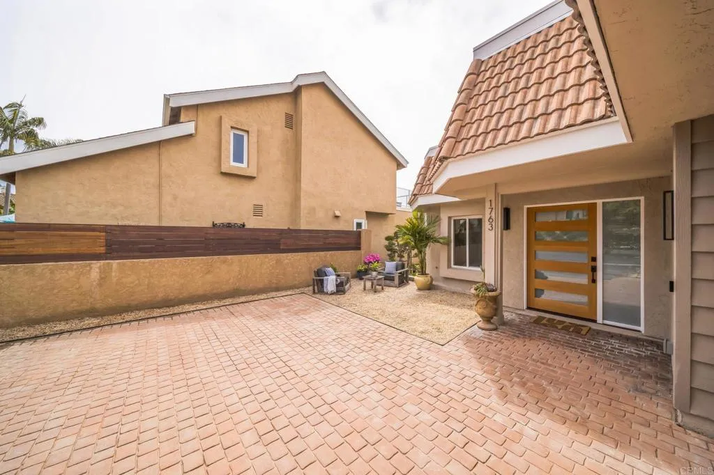 https://cdn.realtyfeed.com/cdn/127/306525033/e72cfeae398e0a2ab03501491cc895ec.webp