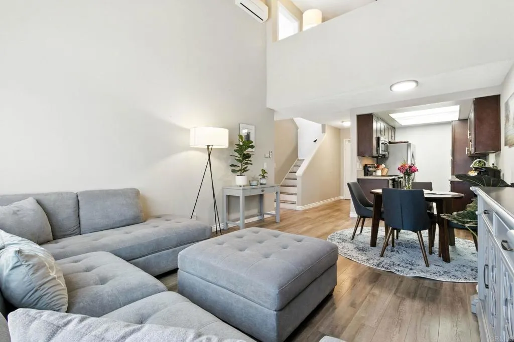 https://cdn.realtyfeed.com/cdn/127/306525037/d13f0cffb0340983406601cb8fad0ca5.webp