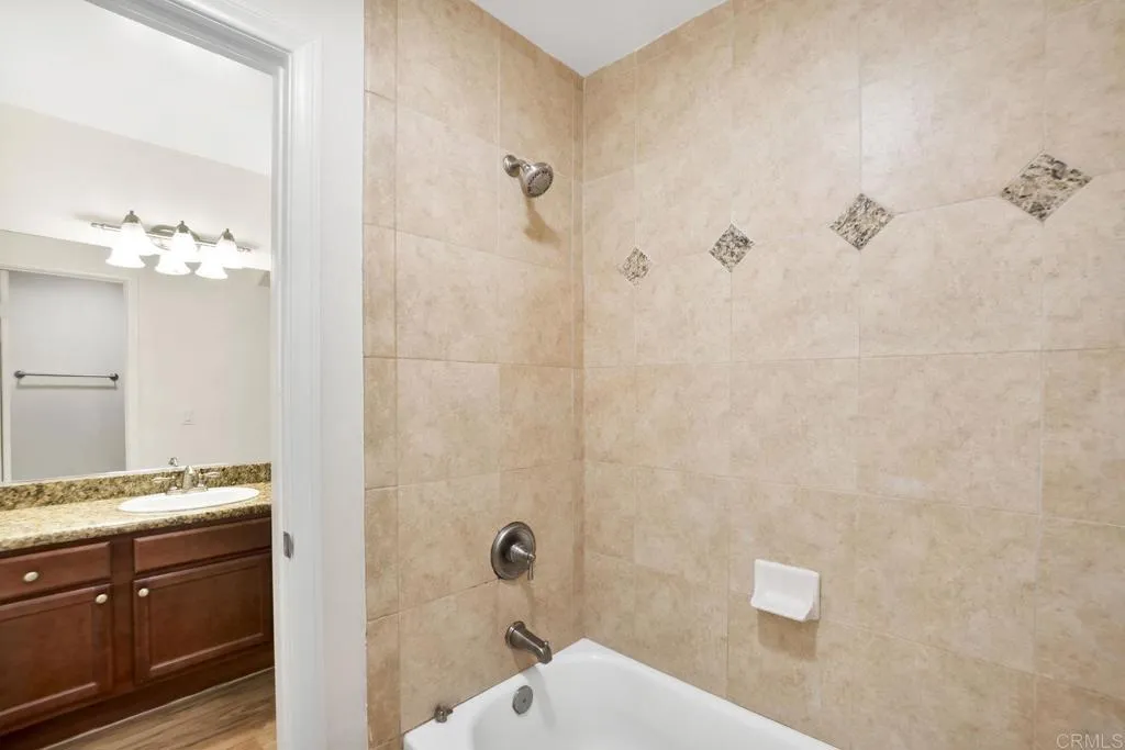 Photo #26: PTP2506428 Listing: Photo #26