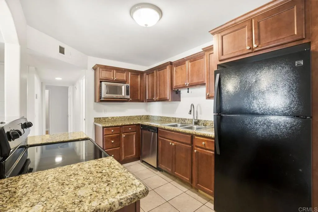 Photo #12: PTP2506428 Listing: Photo #12