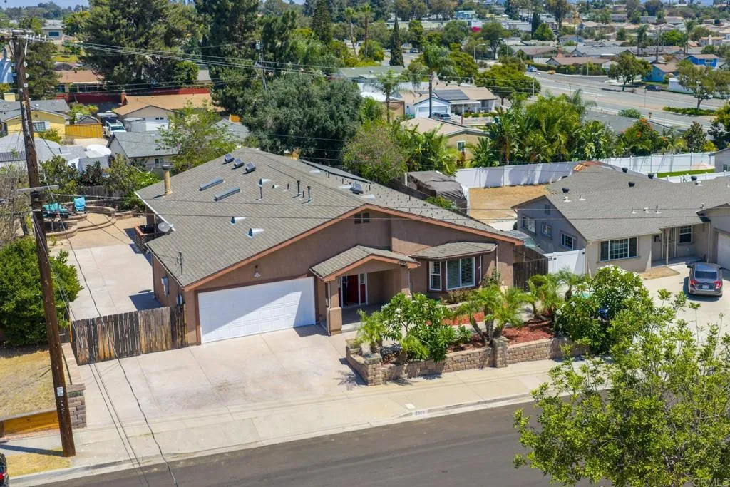 https://cdn.realtyfeed.com/cdn/127/306525061/7d32031114615221a614098fc2adf871.webp