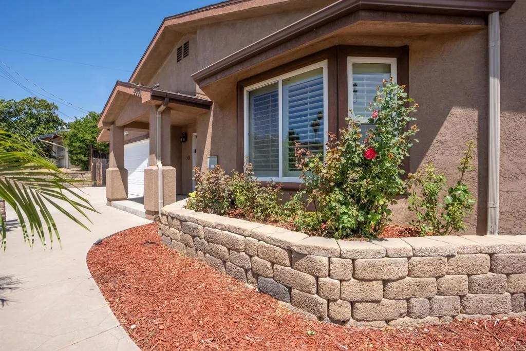 https://cdn.realtyfeed.com/cdn/127/306525061/db4ca3edeaf8a0c05961bccea6371eb7.webp