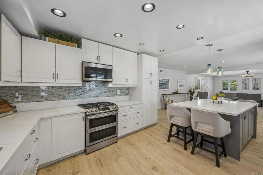 https://cdn.realtyfeed.com/cdn/127/306525094/31364feaaef0bf334699cffbfcd1273e.webp