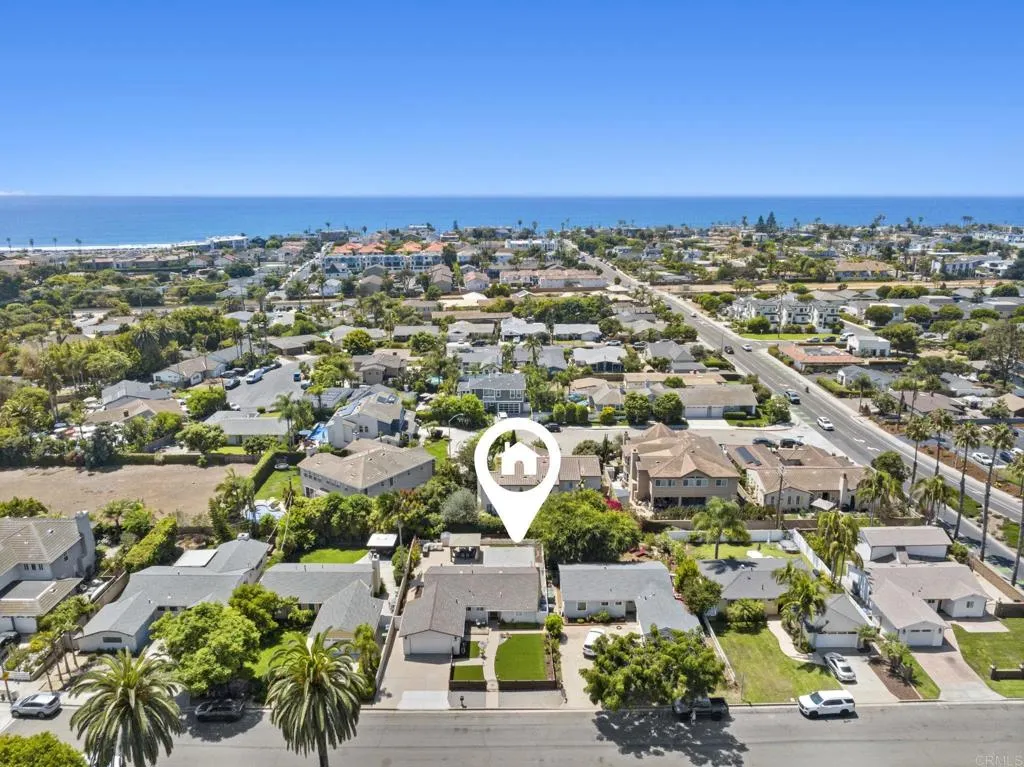 https://cdn.realtyfeed.com/cdn/127/306525094/4c705b5fdd62802392475fb650105785.webp