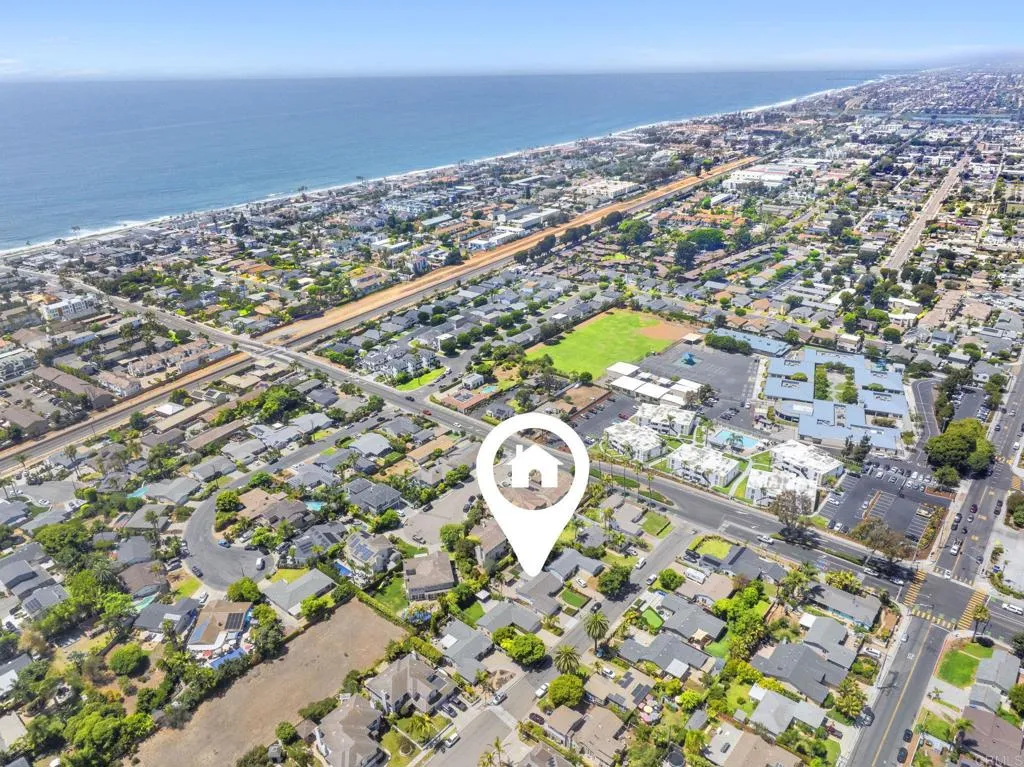 https://cdn.realtyfeed.com/cdn/127/306525094/7abdadbde40cf858c8e628ccbc8d35b0.webp
