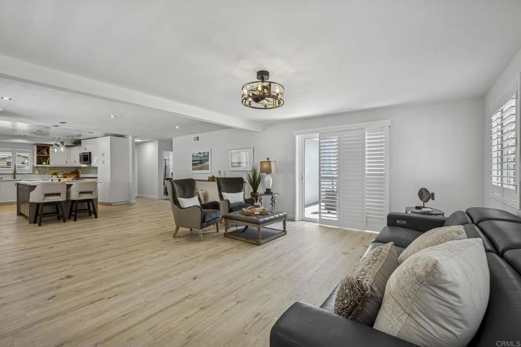https://cdn.realtyfeed.com/cdn/127/306525094/8ac6ff21a3a68c74622208d71d619adc.webp