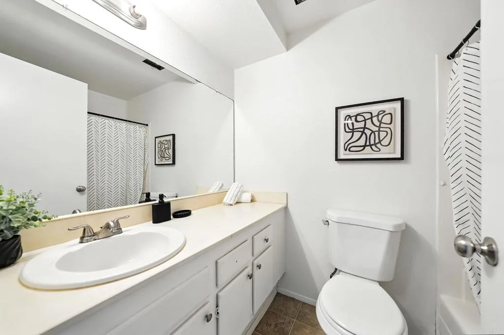 https://cdn.realtyfeed.com/cdn/127/306525107/9e641cf6f5e61458ec2cdff03929c8dd.webp