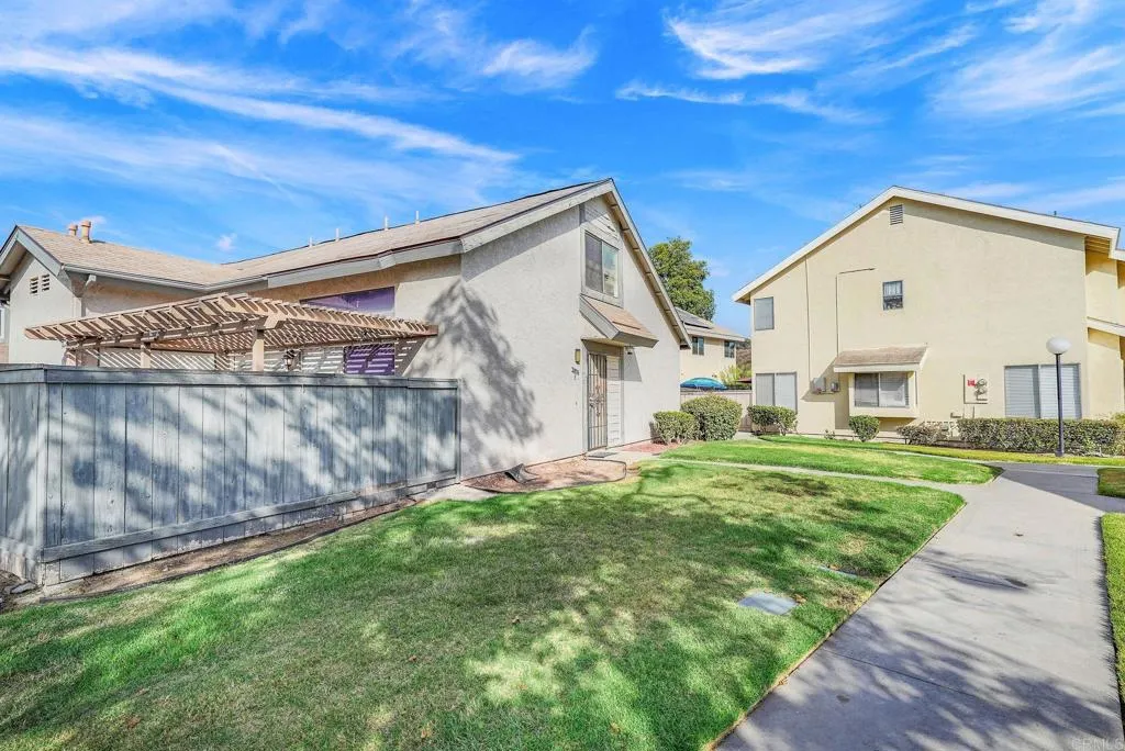 https://cdn.realtyfeed.com/cdn/127/306525107/aada9e37c3ccc3a6fd9303b27054ea9c.webp