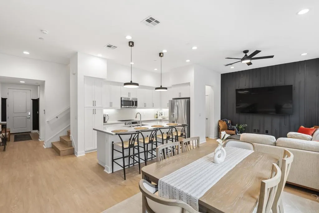 Photo #5: PTP2506430 Listing 