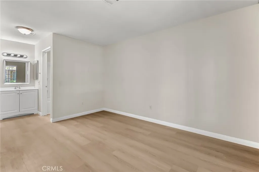 https://cdn.realtyfeed.com/cdn/127/306525120/152630d955324a95f9aaa45e47d5f4b9.webp