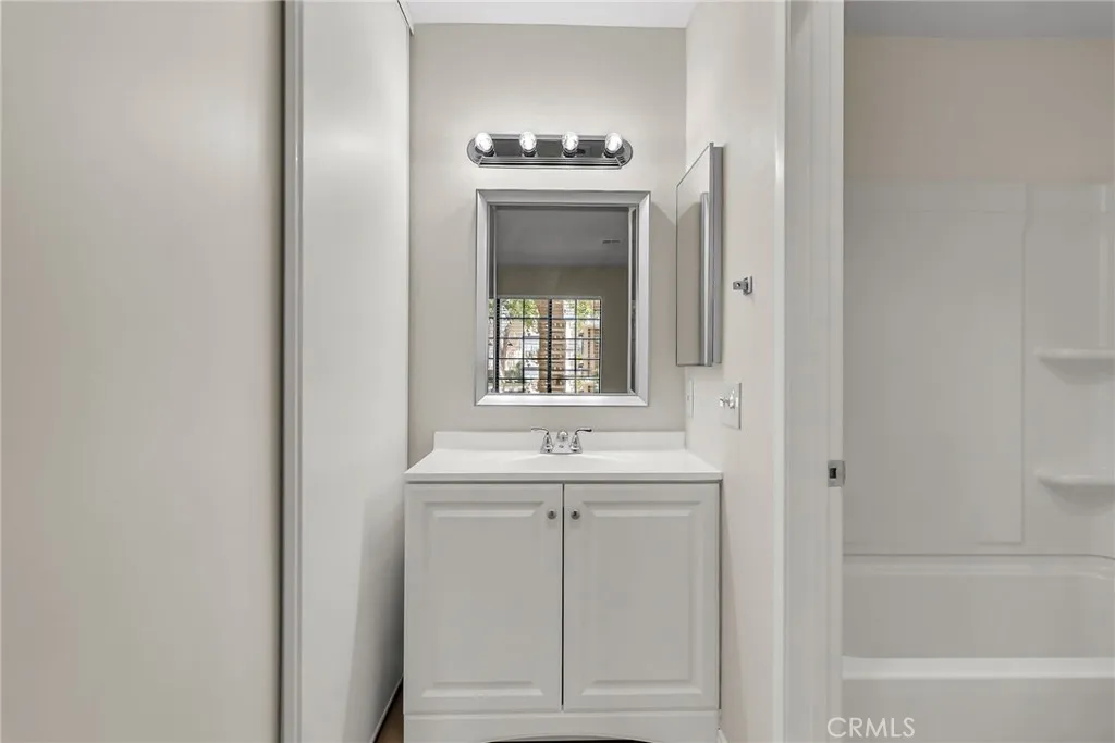 https://cdn.realtyfeed.com/cdn/127/306525120/4037a8736a79d48740738bdcbf249ea7.webp