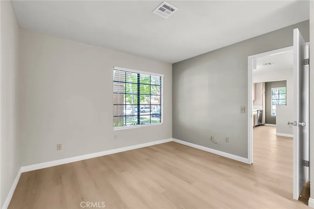 https://cdn.realtyfeed.com/cdn/127/306525120/565bd611b4bd9aac57c539974a4585ab.webp