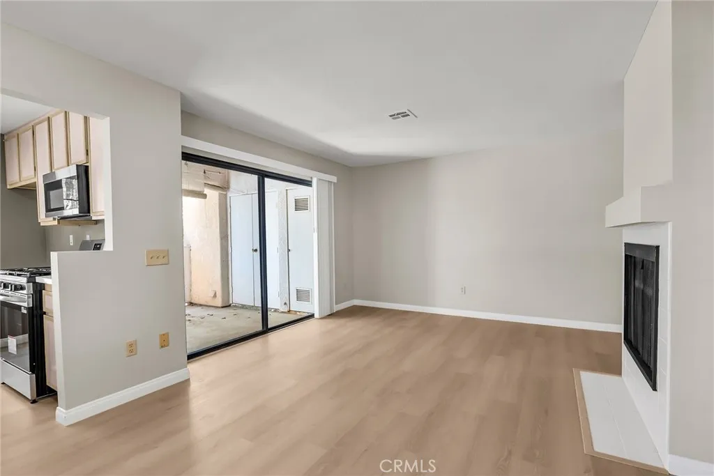 https://cdn.realtyfeed.com/cdn/127/306525120/5be7be0a2e6b88215c1e526dcefa0cb2.webp