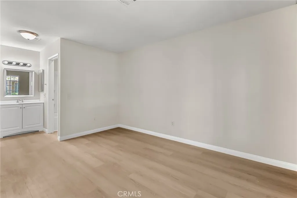 https://cdn.realtyfeed.com/cdn/127/306525120/5eefb27a7c903e01df426081c0dadda7.webp