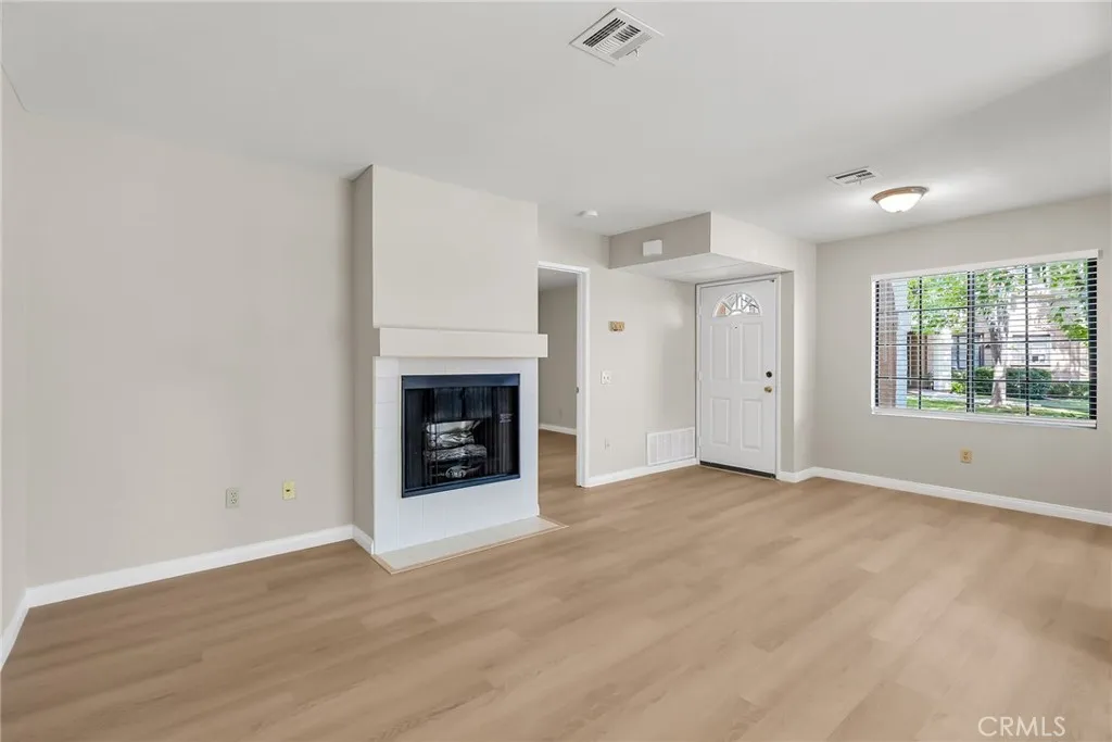 https://cdn.realtyfeed.com/cdn/127/306525120/ea1a7ff573f930706da4252acd2cd9e7.webp