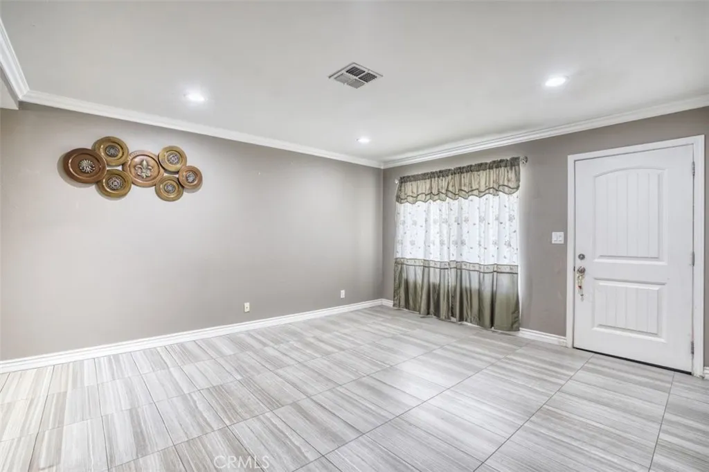 17535 Highacres Avenue, Lake Los Angeles, CA 93591 - Photo 4 of 14, Lake Los Angeles, CA