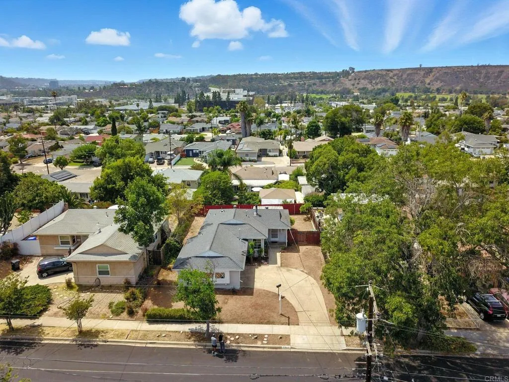 https://cdn.realtyfeed.com/cdn/127/306525157/a80fda4bf6b79f188669bb1f72001273.webp