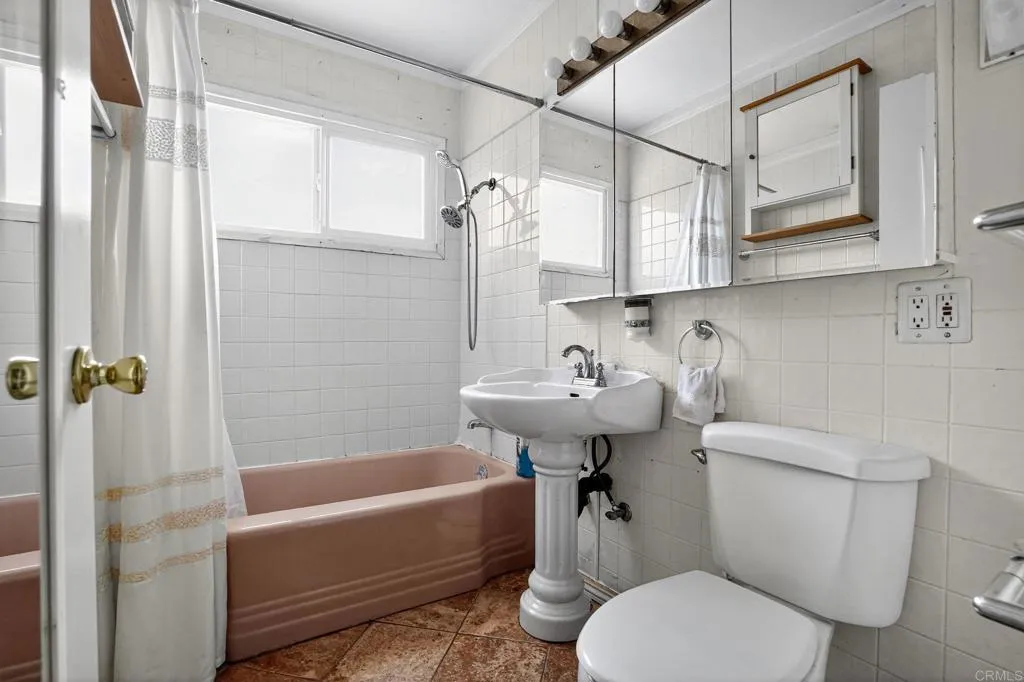 https://cdn.realtyfeed.com/cdn/127/306525157/df09f4e024b69e44ea3ecbfa218e2e11.webp