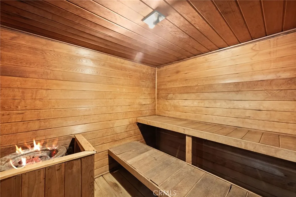 https://cdn.realtyfeed.com/cdn/127/306525170/70a945349041a6e00419679cd97efa4d.webp