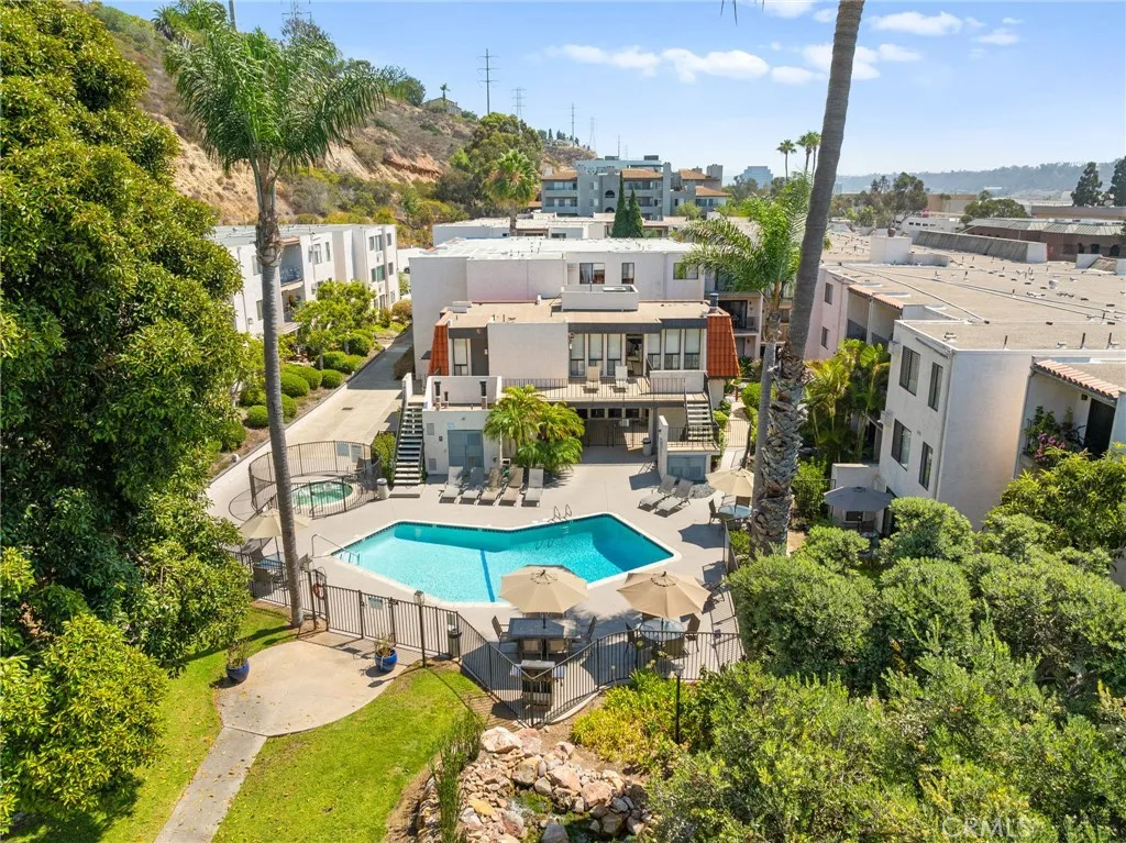 Photo #4: SW25189896 Listing 
